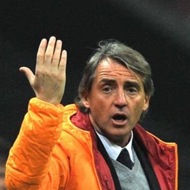 Mancini: Taraftarın küfürlerini dinlemek zorunda değilim - 12 yıl önce