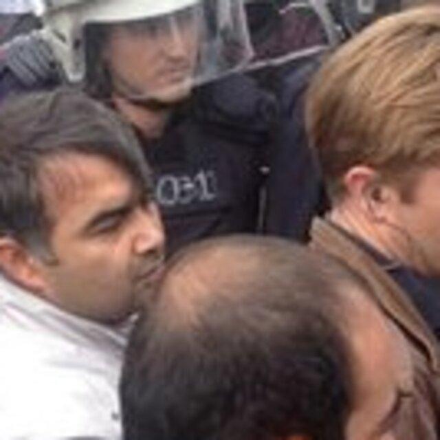 CNN muhabiri Taksim'de gözaltına alındı - 12 yıl önce