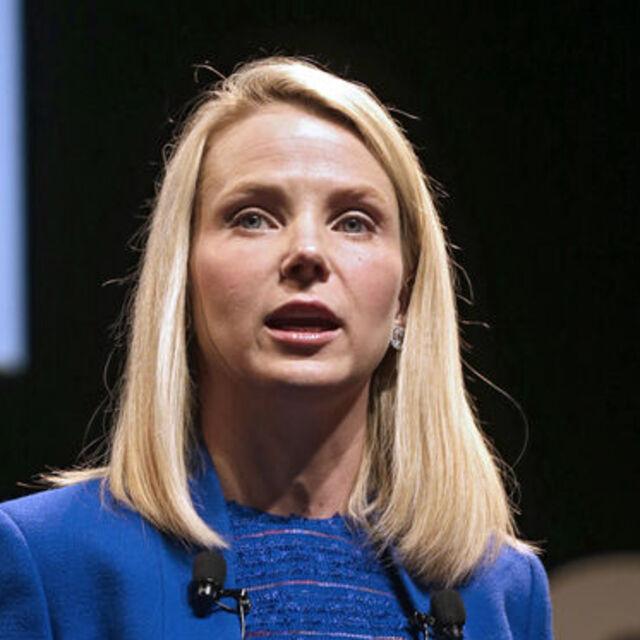 Yahoo'nun CEO'su Mayer, "gerçekten üzgün" hissediyor - 12 yıl önce