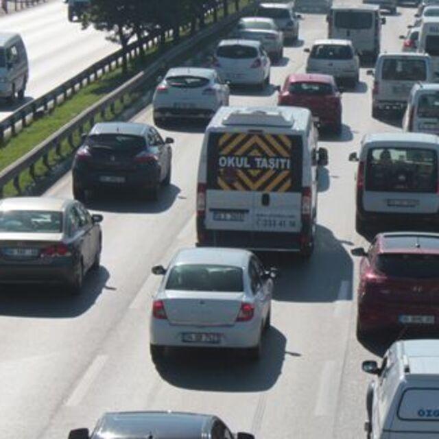 Servis aracı işletmeciliği en çok rağbet gören meslek oldu - 12 yıl önce