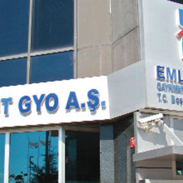 Emlak Konut'tan 557,7 milyon TL kar - 12 yıl önce