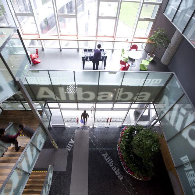 Alibaba ilk halka arzda 21.1 milyar dolarlık rekor hedefliyor - 12 yıl önce