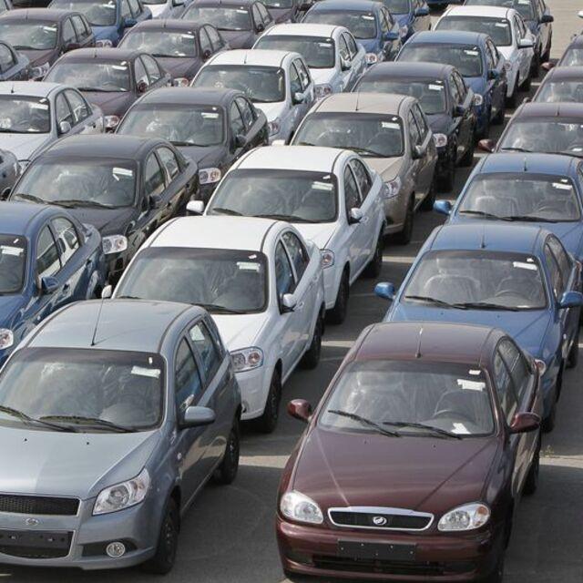 Toplam otomotiv pazarı yüzde 16 geriledi - 11 yıl önce