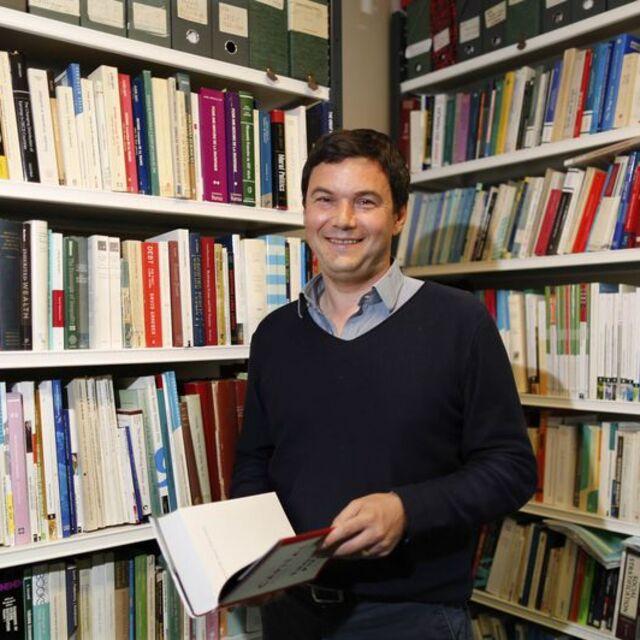 Piketty Fransa'nın en büyük nişanını reddetti - 11 yıl önce