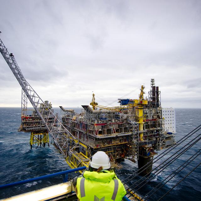 Petroldeki düşüş Norveç'i zorlayabilir - 11 yıl önce