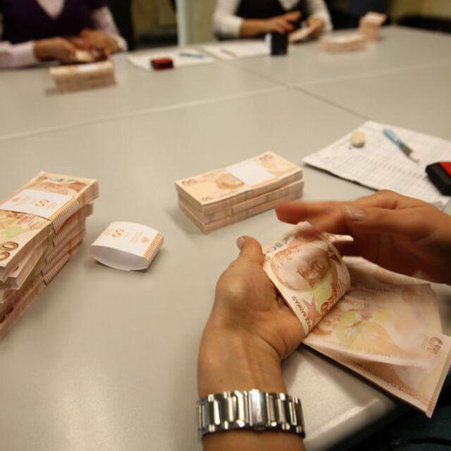 Merkezi yönetim bütçesi 22,7 milyar lira açık verdi - 11 yıl önce