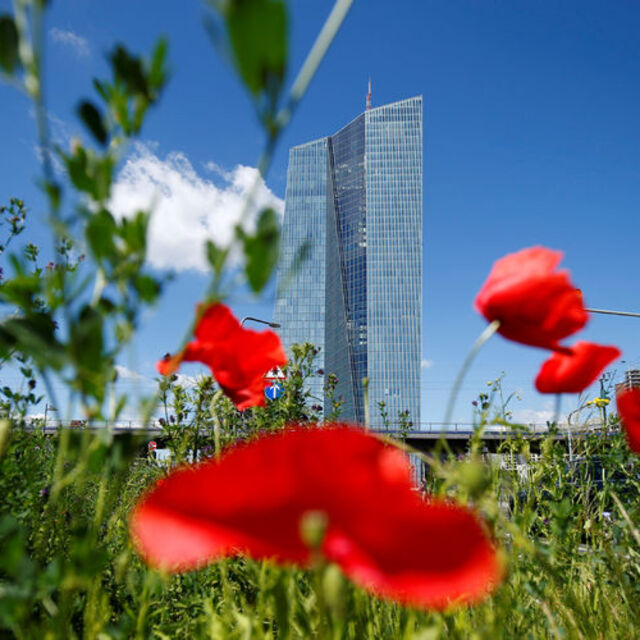 Avrupa MB faizi değiştirmedi