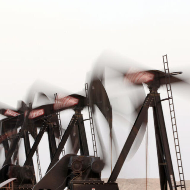 ABD'nin ticari ham petrol stokları azaldı