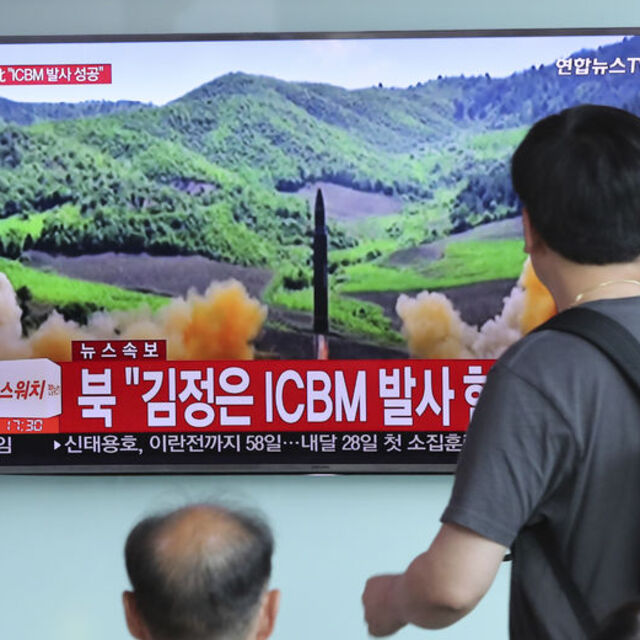 K. Kore Guam'ı vurmak için operasyonel değerlendirme yaptığını açıkladı