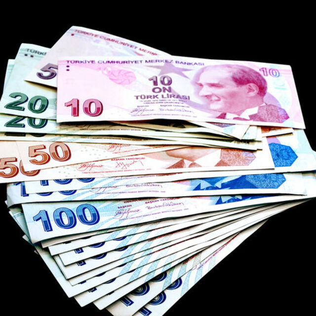 Dolar/TL 3.50'nin altına geriledi