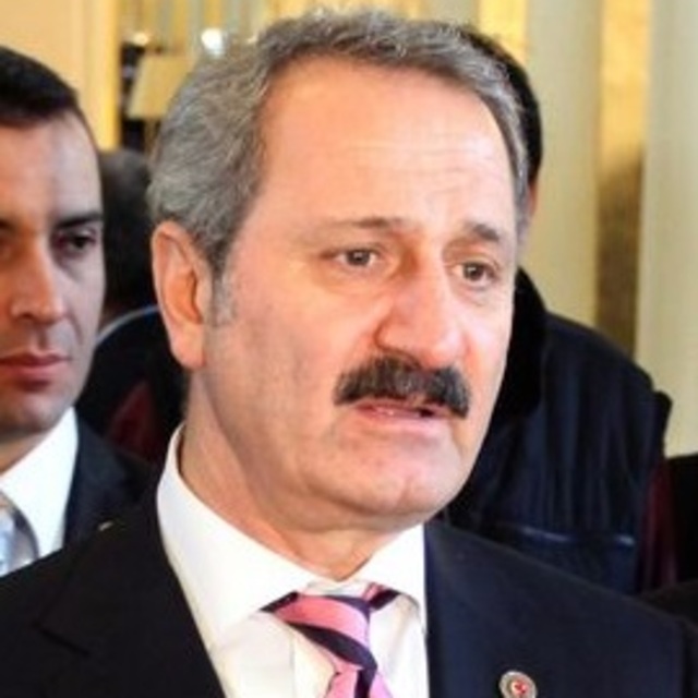 Eski Bakan Zafer Çağlayan'a ABD'de dava açıldı