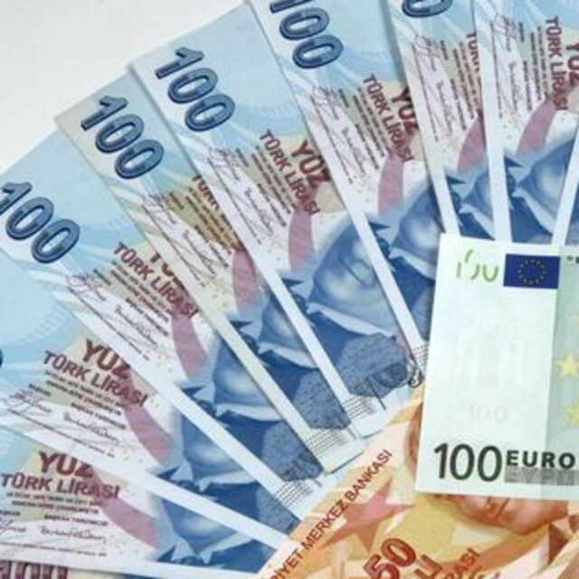 Euro/TL “vize krizi” ardından rekor kırdı