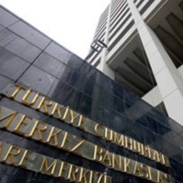 TCMB Beklenti Anketi: Yıl sonu dolar tahmini 3.7165 TL