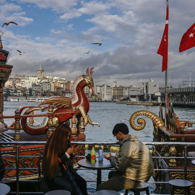 Türkiye 3. çeyrekte çift haneli büyüdü