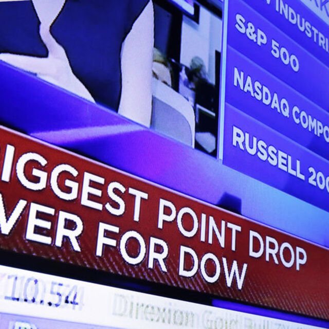 Dow Jones tarihinin en büyük puan bazında düşüşünü gerçekleştirdi