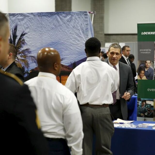 ABD'de tarım dışı istihdam 313 bin arttı, ücretler %2.6'ya geriledi