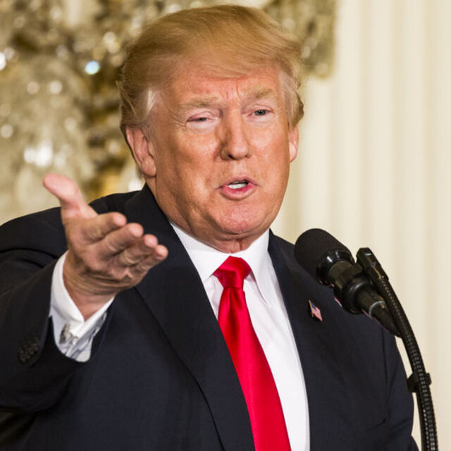 Trump çelik ve alüminyuma ek vergi kararını imzaladı