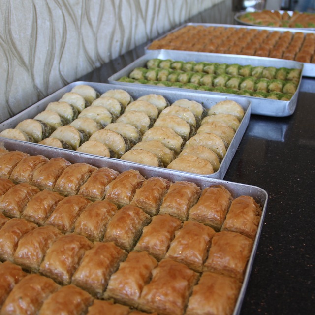 Fakıbaba'dan fındıklı baklava önerisi