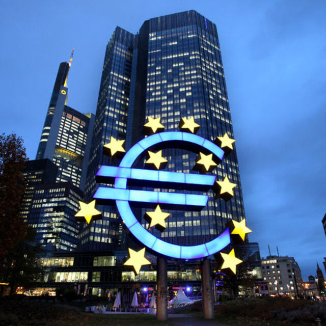 AMB 2018 büyüme beklentisini düşürdü, enflasyon görünümünü yükseltti