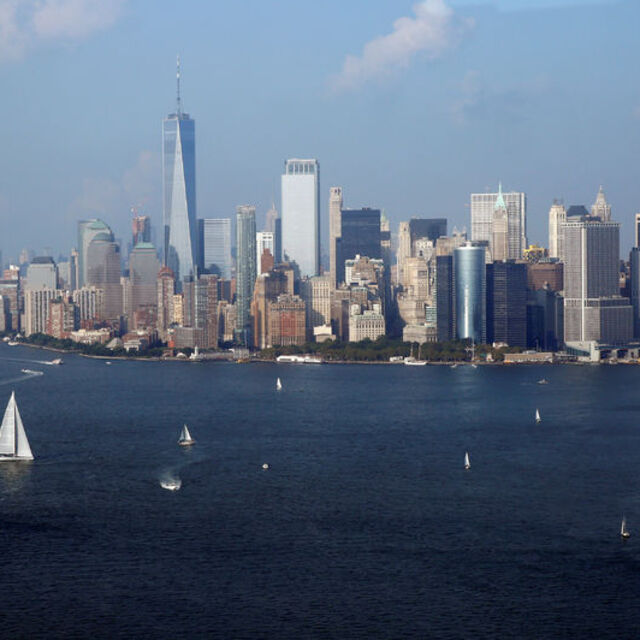 ABD'de ilk çeyrek büyümesi % 2'ye revize edildi