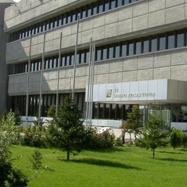 SPK anketinde borsa ve dolar tahminleri