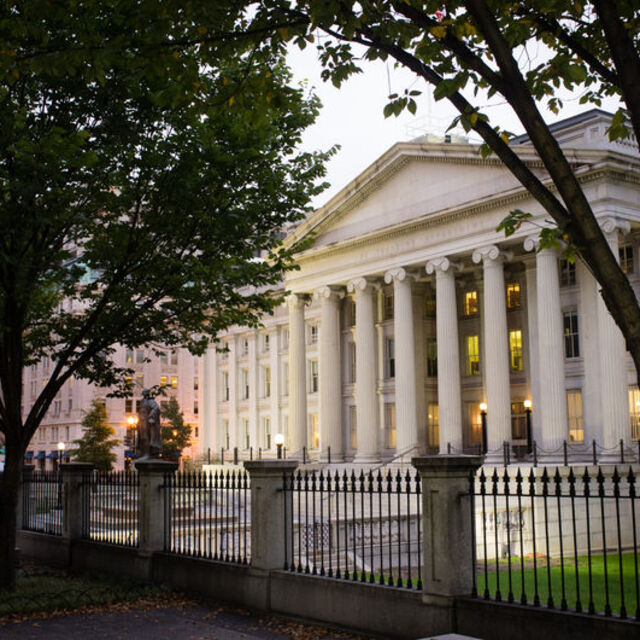 ABD 10 yıllıklarının faizi “istihdam” sonrasında % 3.23'ü aştı