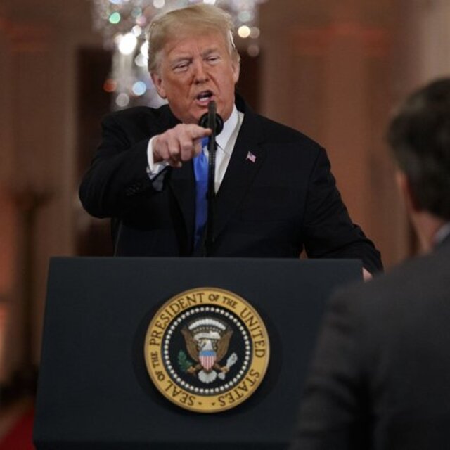 Trump'tan gazeteciye: Sen berbat birisin