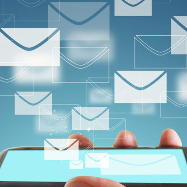 Yurt dışından getirilen cep telefonunda harç tutarı artırıldı