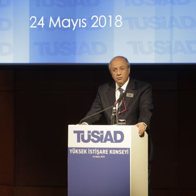 TÜSİAD YİK Başkanlığına Tuncay Özilhan yeniden seçildi