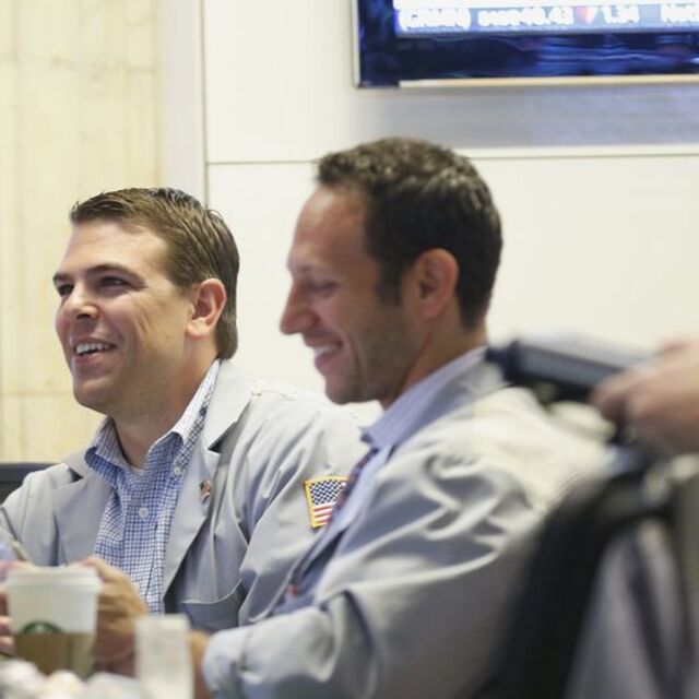 Küresel Piyasalar: Hisseler "ticaret" iyimserliği ile yükseldi, dolar düştü