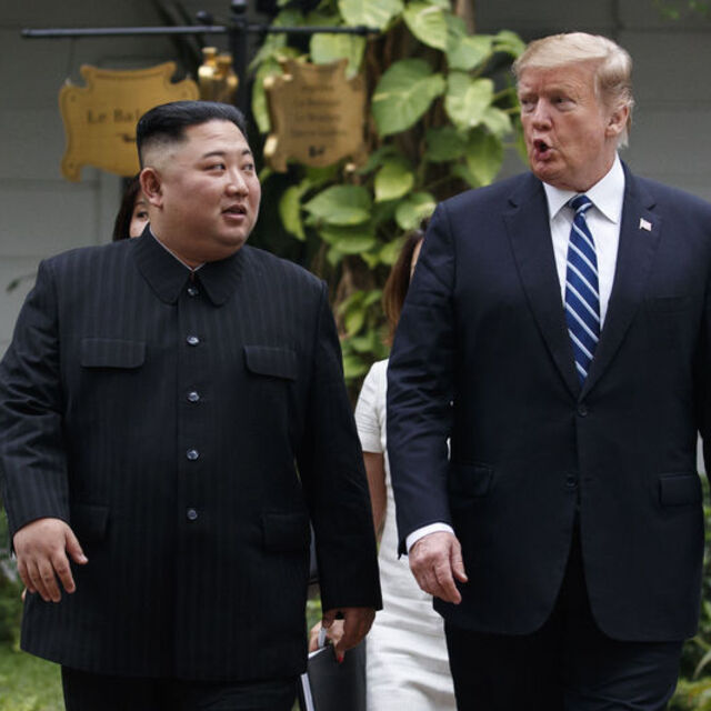 Trump: Kuzey Kore ile görüşmeler yaptırımların kalkması talebi nedeniyle bitti