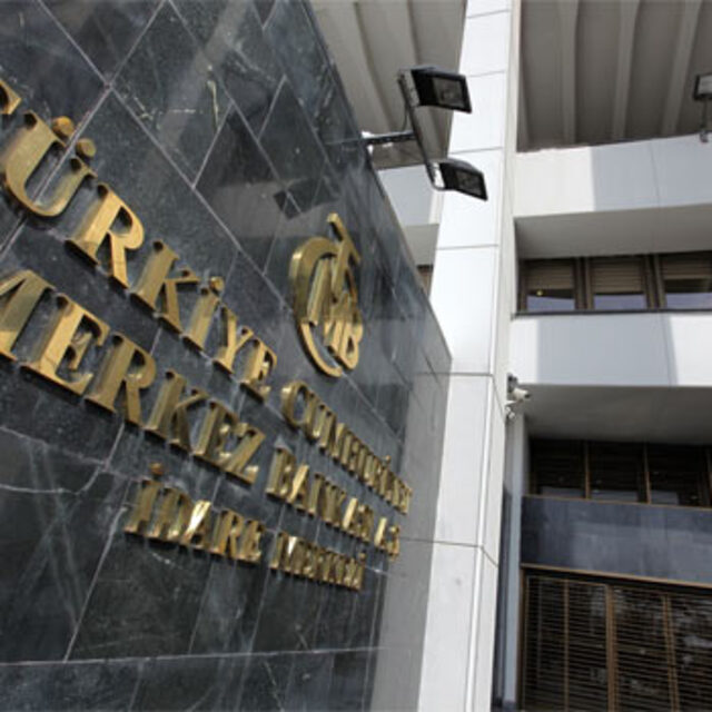 TCMB yıl sonu enflasyon tahminini değiştirmedi