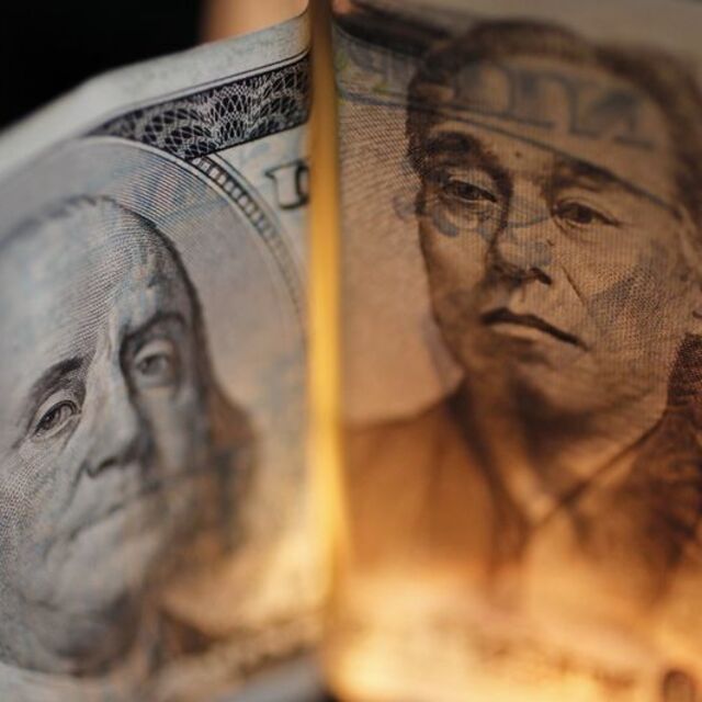 Dolar “Powell” öncesinde önemli paralar karşısında 3 haftanın zirvesinde