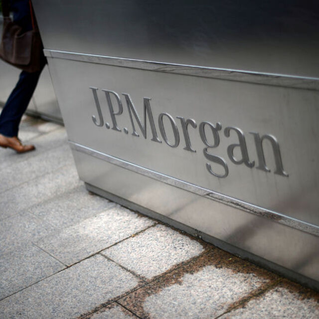 JPMorgan yıllık net faiz geliri tahminini düşürdü