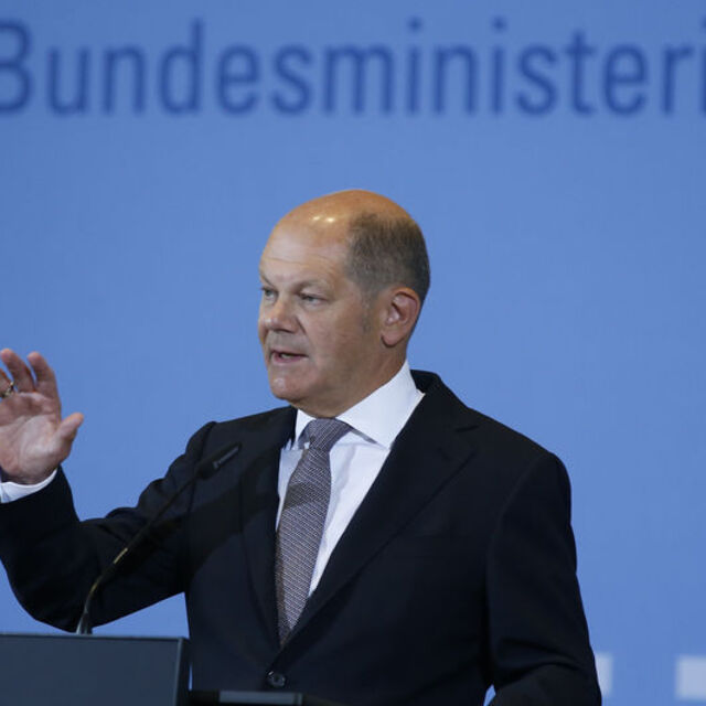 Almanya'dan "kriz" olursa ekstra 50 milyar euro harcama taahhüdü