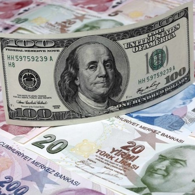 Dolar/TL hafif geriledi