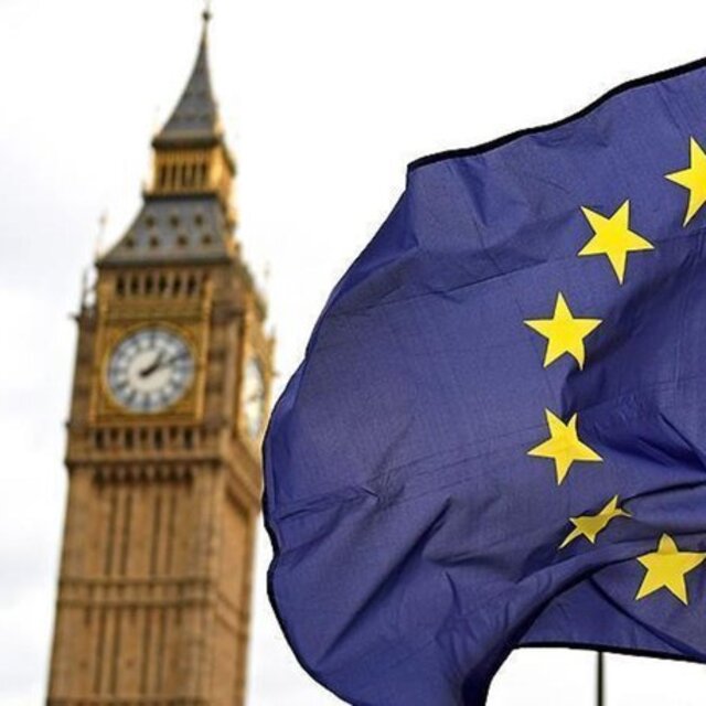 İngiliz parlamentosunda kritik Brexit oylamasını muhalefet kazandı