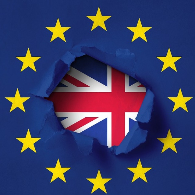 Anlaşmasız Brexit'i ortadan kaldıran tasarı yasalaştı