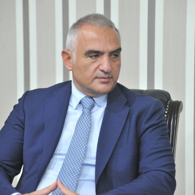 Bakan Ersoy'dan Thomas Cook açıklaması