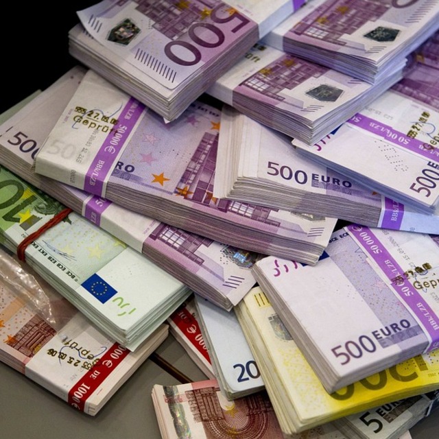 "Thomas Cook'un sektöre 350 milyon euro'dan fazla borcu var"