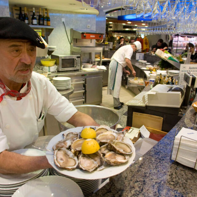 Almanya'da hizmet PMI Eylül'de beklentinin altında kaldı