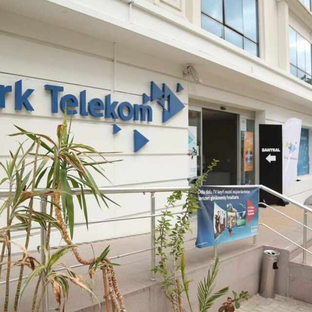 Türk Telekom'un 3. çeyrek karı beklentileri aştı