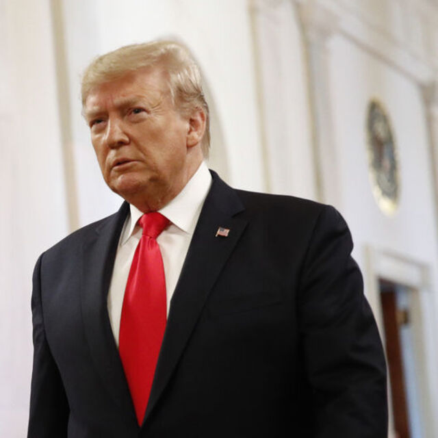 Trump protestocuları destekleyen Hong Kong tasarısını onayladı