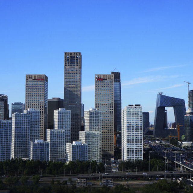 Virüs ekonomistleri Çin'in büyüme tahminlerini düşürmeye zorluyor