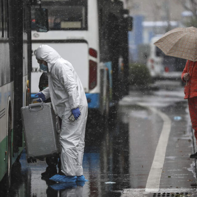 Çin'de Kovid-19 nedeniyle ölenlerin sayısı 1771'e yükseldi