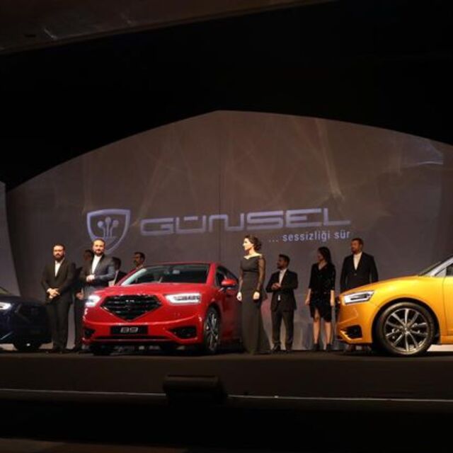KKTC, yerli otomobili 'GÜNSEL'i tanıttı