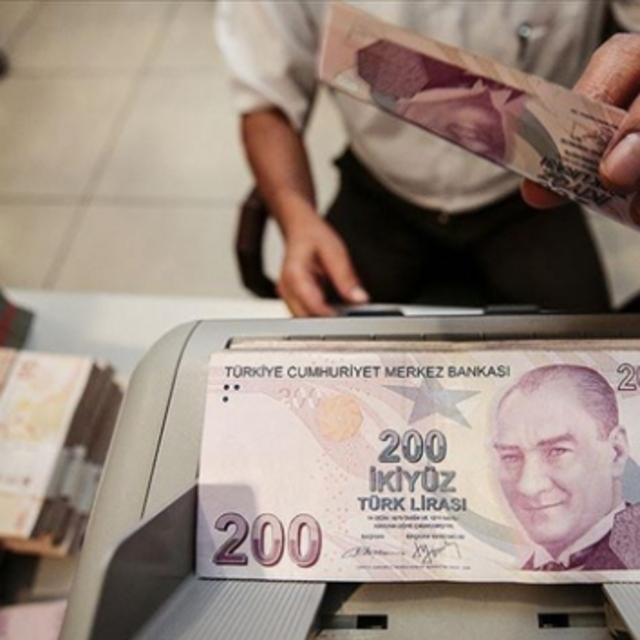 Kurumsalda mevduat faizi yüzde 6'ya indi - 6 yıl önce