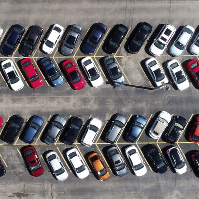 ABD perakende satışlar Nisan'da rekor düşüş kaydetti