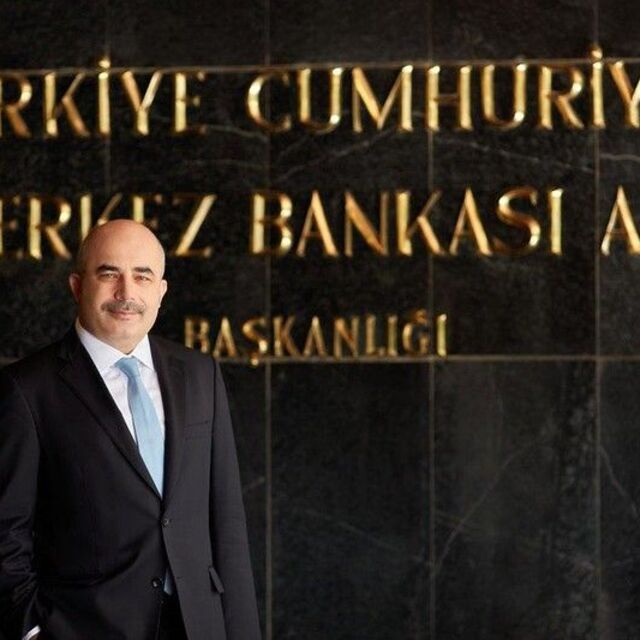 TCMB 9 toplantının ardından ilk kez politika faizini indirmedi