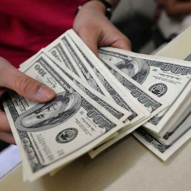 Dolar göstergesi ABD'deki virüs vakalarının riskten kaçışı tetiklemesiyle yükseldi - 6 yıl önce
